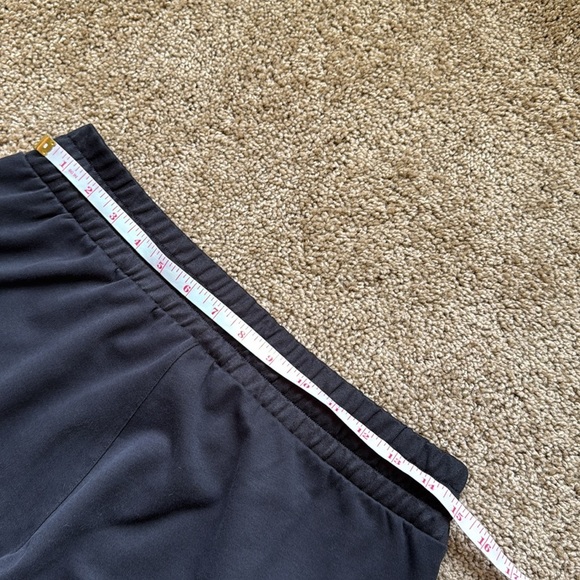 Gymshark Slim Fit Black Logo Jogger Gym Athletic Workout Sweatpants - Picture 8 of 9